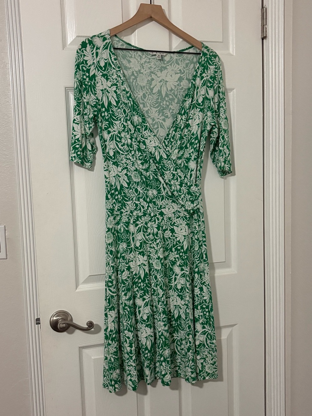 CABI green floral wrap dress sz Med